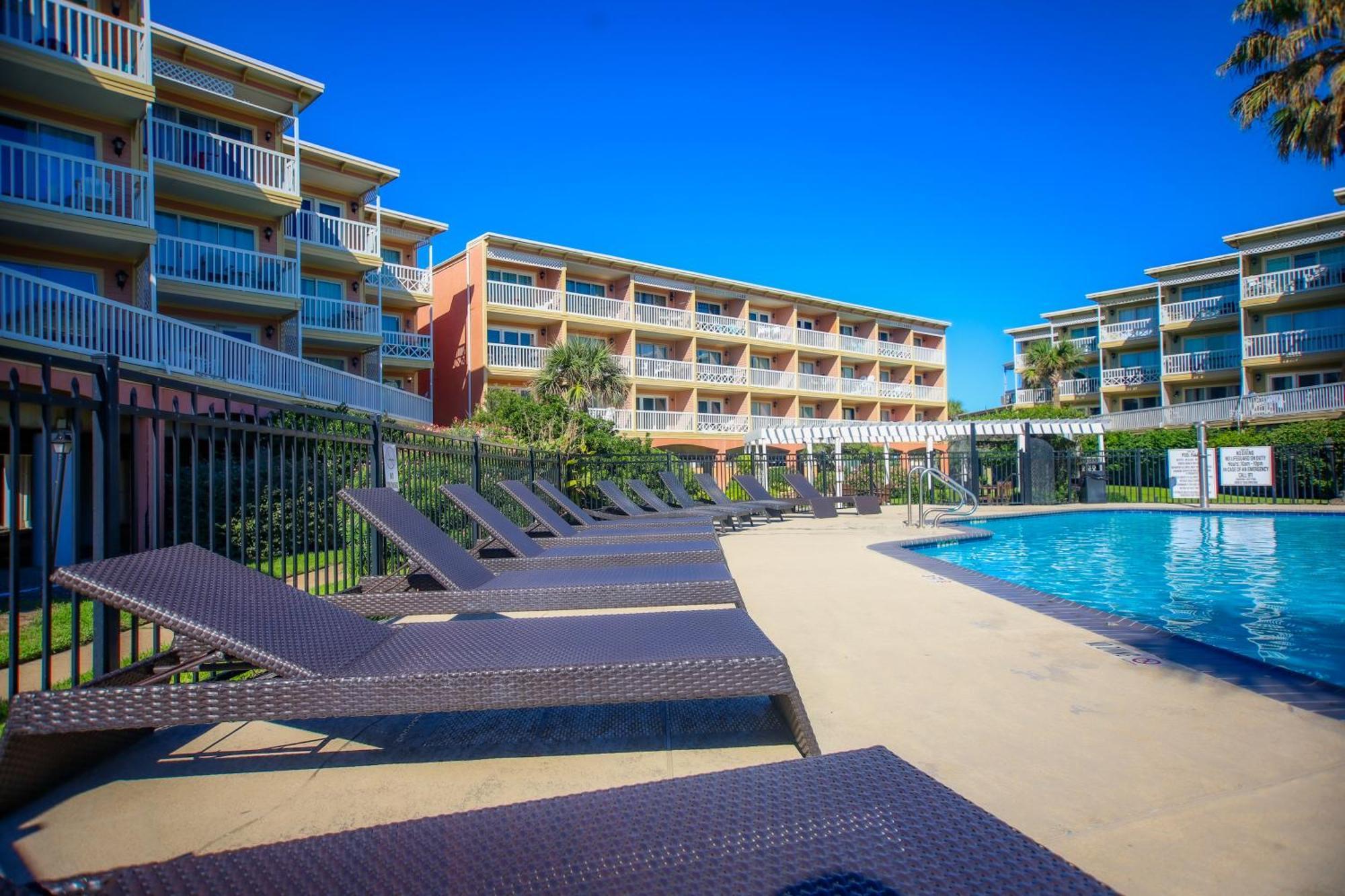 Sea-Renity Heated Pools Steps To The Beach Γκάλβεστον Εξωτερικό φωτογραφία