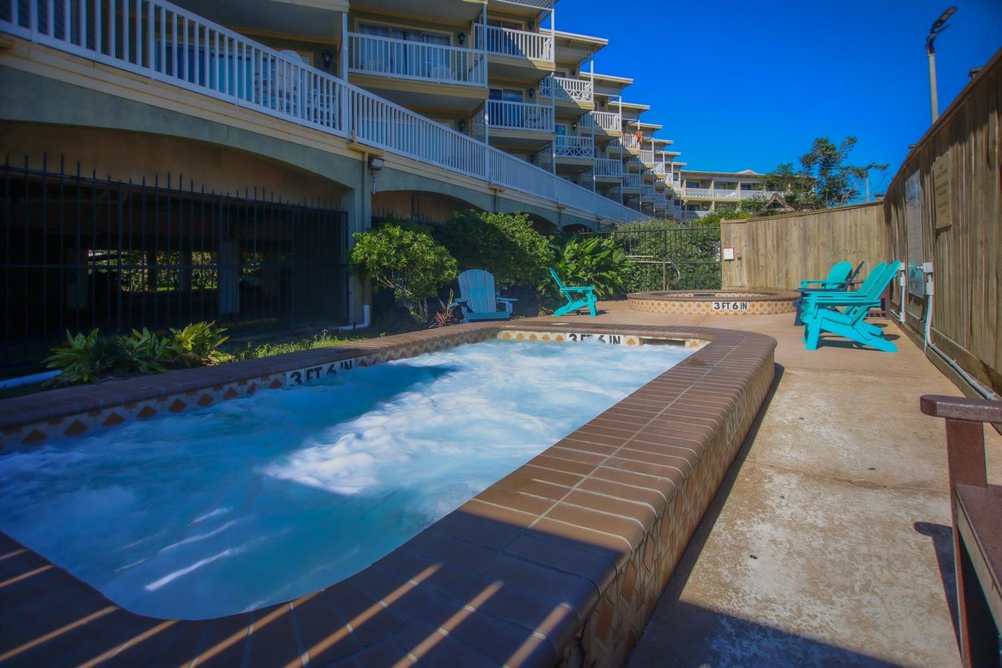Sea-Renity Heated Pools Steps To The Beach Γκάλβεστον Εξωτερικό φωτογραφία